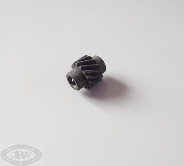 P5B distr drive gear