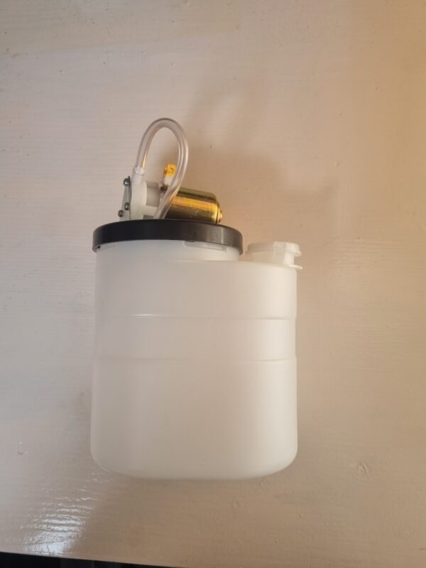 Washer bottle reproduction